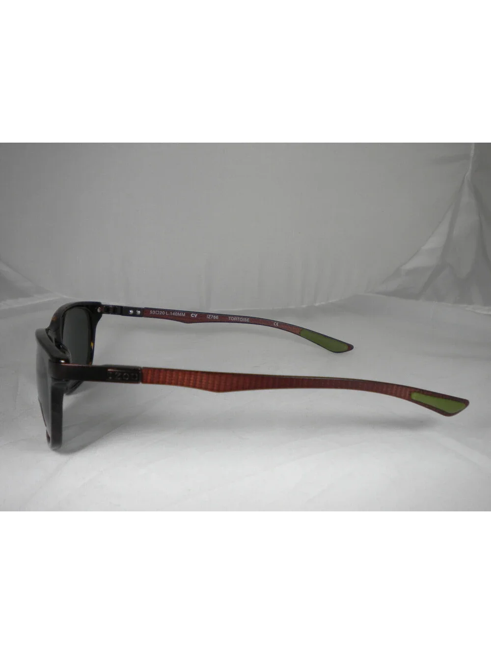 IZOD IZ766 Tortoise (I-28)
